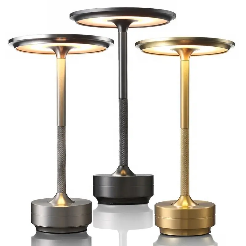 Nordic Usb Oplaadbare Tischleuchte Touch Dimmen Luxe Metallic Led Lampe Restaurant Bar Draadloze Batterij Gouden Tafellamp