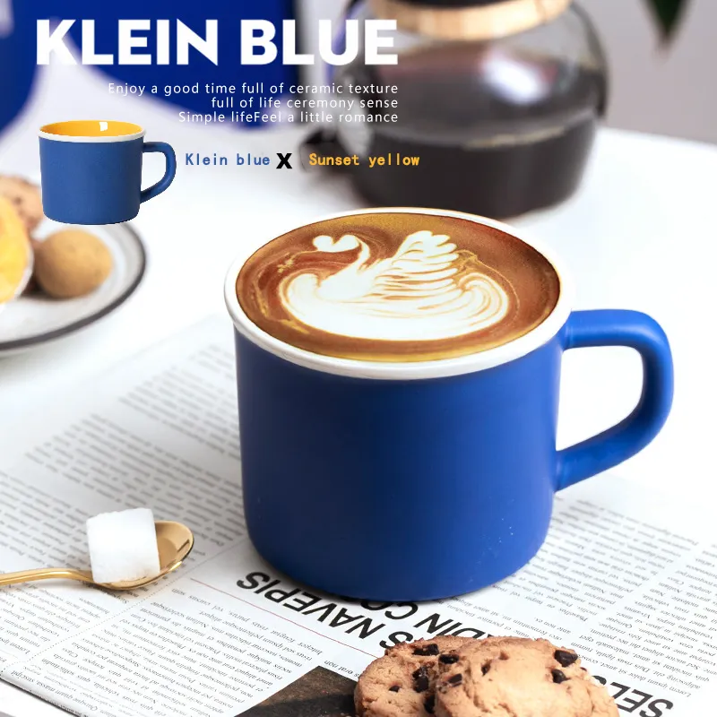 Hot Sell Klein Blauwe Keramische Mok Creatieve Persoonlijkheid Koreaanse Koffiekop Porselein Kindermelk & Theekop Voor Feestjes