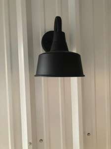 Stile tradizionale-Lampade impermeabili da esterno da 8 pollici di larghezza per 10 pollici di finitura nera alta luci di montaggio a parete per portico di <span class=keywords><strong>casa</strong></span> - Product Image 6