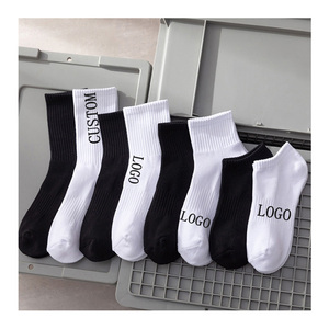 Socks High Quality Embroidery Men Athletic Sports Crew Socken Men's Plain White Cotton Ankle Custom Logo Socks