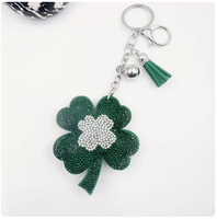 Porte-clés Trèfle à Quatre Feuilles Vert Foncé, Best-seller, pour Sacs et Voitures, Ornement Scintillant Entièrement en Strass avec Pompons