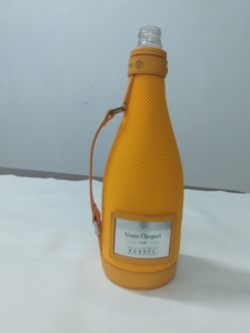 Funda de Alta Calidad Personalizada para Botella de Champán con Asa, Bolsa Enfriadora para Botellas - Product Image 5