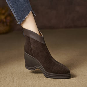 Stivali corti con plateau autunno inverno per <span class=keywords><strong>donna</strong></span> di alta qualità in vera pelle scarpe da <span class=keywords><strong>donna</strong></span> con <span class=keywords><strong>zeppa</strong></span> a punta tacco alto <span class=keywords><strong>stivaletti</strong></span> - Product Image 4