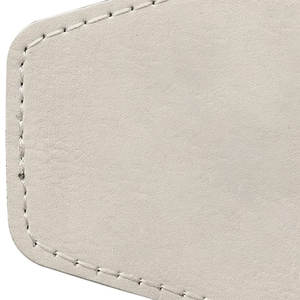 Patch en cuir personnalisé professionnel avec logo 3D en relief pour streetwear, uniformes d'entreprise et branding. - Product Image 4