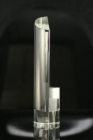 Trophée/Souvenir en Cristal de Forme Ovale Unique, Nouveau Design, Progression Stable, Personnalisable, Cadeau de Haute Qualité