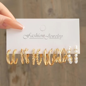 Boucles <span class=keywords><strong>d</strong></span>'oreilles pendantes géométriques vintage en métal doré 17KM pour femmes, créoles simples carrées avec perles, bijoux tendance pour soirée - Product Image 6