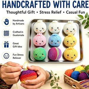 Jouet amusant en peluche anti-stress en forme de boulette de riz, accessoire de jeu et de divertissement pour fêtes - Product Image 2