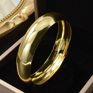 Fashion Fine Glossy Wide Surface Pure <b>Copper</b> Women Wholesale 18k Gold Plated Minimalist For Dating Party <b>bangles</b> bracelet - Product Image 1
