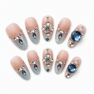 Uñas Postizas con Degradado Azul y Pedrería, Forma Almendrada, Cobertura Total, para Salón o Fiestas - Product Image 3