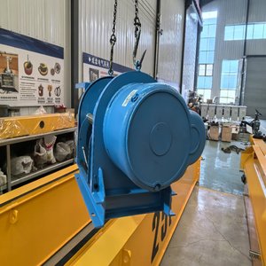 Heavy-duty Powerful Winch for Construction Lifting - Product Image 2