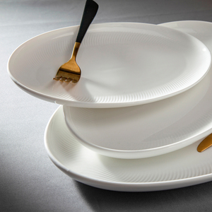 YAYU Western Vente en gros Personnalisé 10 ''12'' 14 ''Petit déjeuner Céramique Voyage Cuisinière Tasses à café avec Argile Blanche Restaurant <span class=keywords><strong>Assiette</strong></span> Ovale - Product Image 6