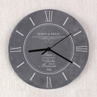 Cadeau de noël design personnalisé, horloge en ardoise murale créative