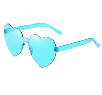 Lunettes de soleil pour femmes en forme de cœur, protection UV380, en polycarbonate, style urbain, monobloc, verres effet océan, mignonnes et amusantes, nouveau style 2026