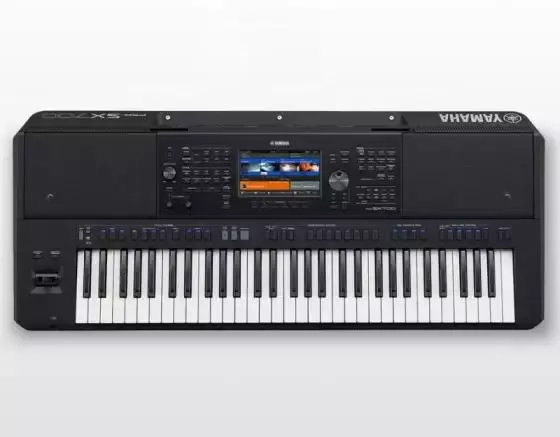 outgoing!!! Yamahas PSR S970 Arranger Workstation Keyboard