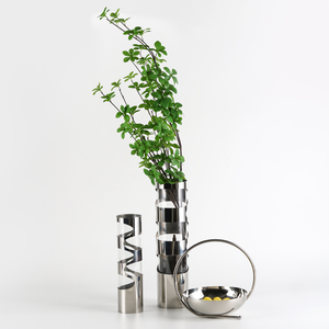 Vases décoratifs de luxe en métal et en verre pour la maison grands et petits objets de chambre à fleurs décorations de vase de table élégantes - Product Image 2