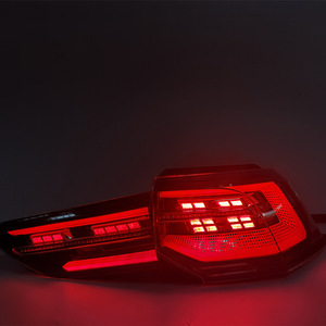 ชุดไฟท้าย ProIQ LED พร้อมไฟเลี้ยวแบบเรียงลำดับ ความสว่างสูง สำหรับรถยนต์ Volkswagen Golf 8 - Product Image 2
