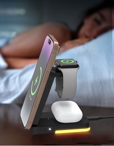 Nuevo Soporte de Carga Inalámbrico Magnético Plegable 3 en 1 con Lámpara, Carga Rápida de 15W, Luz Nocturna LED y Base de Carga Inalámbrica - Product Image 6