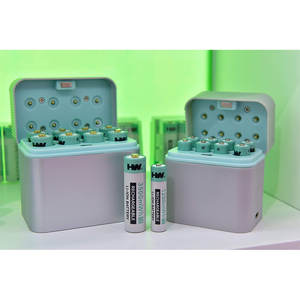 HW 팩토리 OEM 8 팩 3500mWh <span class=keywords><strong>AA</strong></span> 충전식 리튬 이온 배터리 세트 (8 베이 스마트 충전기 키트 포함) 고용량 - Product Image 4