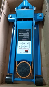 Herramienta Hidráulica de Reparación de Automóviles de 3 Toneladas, Perfil Bajo, Elevación Rápida, Fácil de Usar, con Sistema Hidráulico - Product Image 4