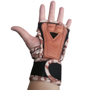 2026 Wholesale Camo Cycling Sport Climbing Paintball Shooting Hunting Riding Ski <b>Half</b> Finger Gym Gloves Men - Product Image 1