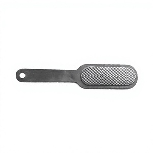 Râpe à pieds en acier inoxydable, éliminateur de callosités et de peaux dures, outil de pédicure - Product Image 1