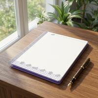 Carnet violet format A4 avec spirale en plastique, couverture résistante aux rayures et pages intérieures colorées, 100 feuilles