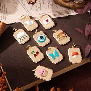 Tranche carrée de la vie |   Breloque en émail plaqué or 18 carats |   Pendentifs en forme de champignon, Humberg, pour la création de bijoux DIY - Product Image 4