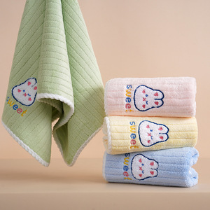 Serviette de visage pour enfants, lapin brodé, 75x35cm, séchage rapide, douce et absorbante, pour usage domestique - Product Image 3