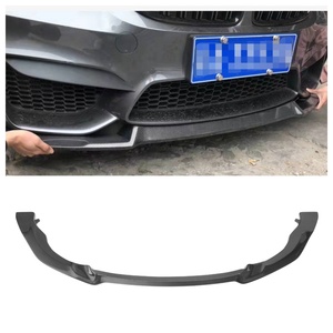 Pare-chocs avant en fibre de carbone de haute qualité pour <span class=keywords><strong>BMW</strong></span> M3 F80 <span class=keywords><strong>M4</strong></span> <span class=keywords><strong>F82</strong></span> F83 2014-2019 Style <span class=keywords><strong>CS</strong></span> F80 M3 Lèvre avant - Product Image 1