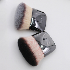 <span class=keywords><strong>Gros</strong></span> <span class=keywords><strong>pinceau</strong></span> à <span class=keywords><strong>poudre</strong></span> Sans cruauté Marque privée Fond de teint vegan <span class=keywords><strong>Pinceau</strong></span> de maquillage Mélange Fond de teint plat <span class=keywords><strong>Pinceau</strong></span> tampon Logo personnalisé - Product Image 4