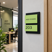 Panneau de signalisation ADA personnalisé pour toilettes, en acrylique avec braille et icônes en relief, résistant aux intempéries IP65, installation suspendue pour hôtels et bureaux