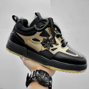 <span class=keywords><strong>Scarpe</strong></span> da Skateboard Personalizzate per <span class=keywords><strong>Uomo</strong></span> 2024, Nuova Moda con Suola Spessa, Traspiranti, per Sport e <span class=keywords><strong>Tempo</strong></span> <span class=keywords><strong>Libero</strong></span> - Product Image 4