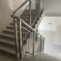 Rampe d'escalier en acier inoxydable soudé pour intérieur, extérieur et balcon