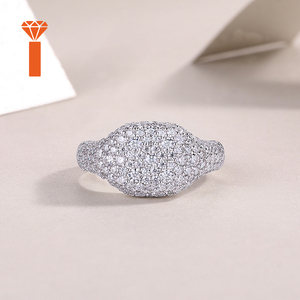 Bague Chevalière Dôme Pavée en Moissanite, Argent Sterling 925, Entièrement Pavée, Délicate et Minimaliste, Vente en Gros, pour Mariage - Product Image 2