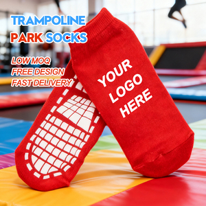 Chaussettes de saut de sport pour enfants adultes personnalisées OEM de haute qualité Chaussettes antidérapantes pour aire de jeux Chaussettes de parc de <span class=keywords><strong>trampoline</strong></span> rouges antidérapantes - Product Image 1