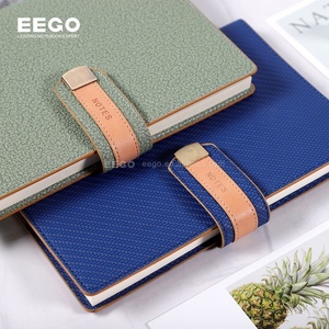 Trung Quốc Nhà sản xuất kinh doanh bằng văn bản Pads da điều hành cổ điển Nhật ký bìa cứng máy tính xách tay với khóa - Product Image 3