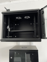 Armoire de serveur de centre de données OEM du fabricant, IT 19 pouces Ddf 4-18U, unité de montage au sol intérieure, armoire de commutation réseau, stock facile