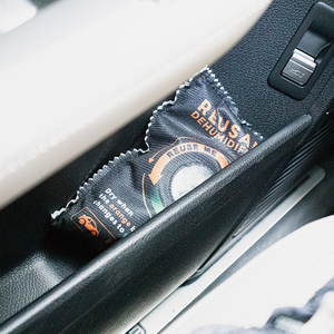 Sac absorbant l'<span class=keywords><strong>humidité</strong></span> pour pare-brise de voiture 1kg Sac <span class=keywords><strong>d</strong></span>éshumidificateur rechargeable pour <span class=keywords><strong>micro</strong></span>-ondes Paquets réactivés rapidement - Product Image 6