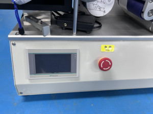 半自动扁瓶正反贴标机 双面瓶贴标机 - Product Image 4