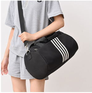 Bolsa de Lona Beige a Rayas de Nailon para Mujer, Impermeable, Deportiva, de Viaje, de Fin de Semana, con Asas, Correa para el Hombro, Gran Capacidad, con Cierre - Product Image 5