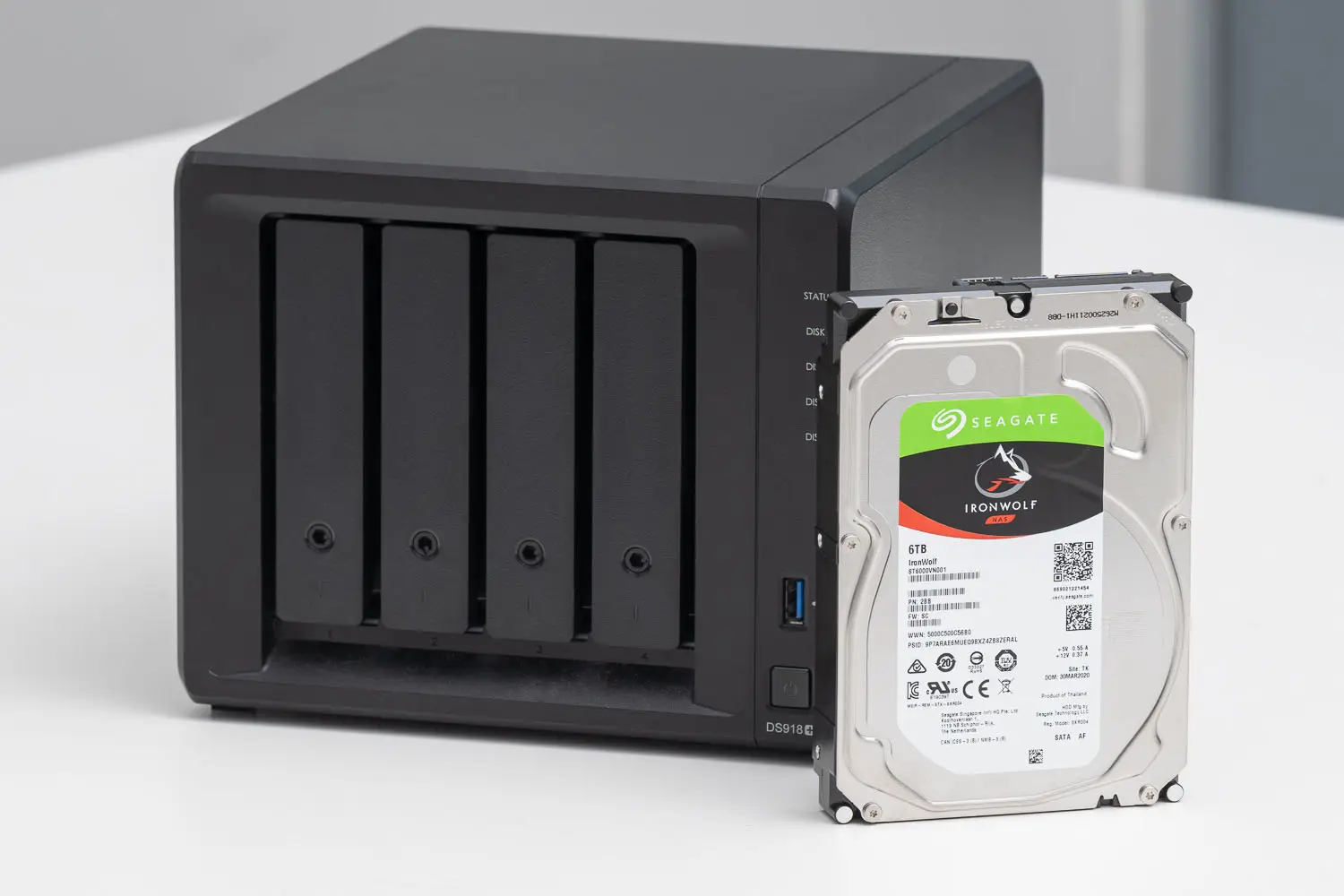 Beliebte NAS 4TB Festplatte 3,5 Zoll brandneue Original ST4000VN006 Interne Festplatte Disk Server Festplatte