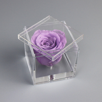 Prix de gros Rose préservée dans une boîte cadeau carrée Boîte d'emballage pour fleurs Roses PS Mini jolie boîte cadeau rose unique bon marché