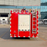 Camion de pompiers ISUZU ELF petit modèle 3500L 4x2 télécommandé à vendre