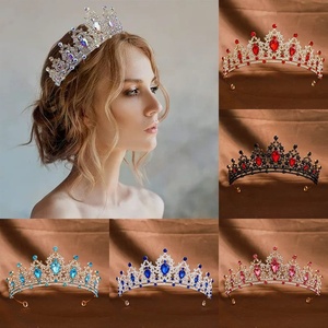 Couronne de reine moderne en alliage plaqué or de haute qualité avec strass pour mariage, concours de beauté, occasions formelles, vente en gros - Product Image 4