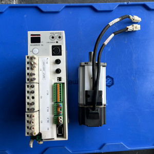DKC02.3-012-3-MGP-01VRS MSM030C-0300-NN-M0-CG0ไดรฟ์และมอเตอร์ - Product Image 1