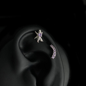 Bijoux de piercing tendance en cuivre et zircon, clous d'oreille pour cartilage, zircon violet, étoile, cœur, filetés, vente en gros OEM - Product Image 4