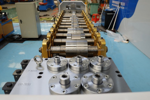 เครื่องขึ้นรูปเหล็กเส้นเบา <span class=keywords><strong>LGS</strong></span> C89 สำหรับงานโครงสร้างเหล็ก รางเหล็ก และคานเหล็ก สำหรับบ้านวิลล่า จัดส่งรวดเร็ว - Product Image 6