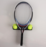 Vente en gros de cadre de présentation de raquettes de tennis en acrylique de luxe personnalisé, support mural pour objets sportifs avec protection UV