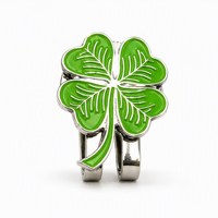 Marqueur de balle de golf magnétique trèfle à quatre feuilles avec clip pour chapeau, accessoires de golf porte-bonheur, cadeau pour golfeurs, pour le putting green, en gros