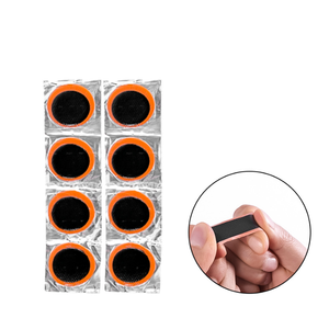 Kit portátil de reparación de neumáticos de bicicleta: herramientas para remendar cámaras de aire, palancas de neumáticos y almohadillas de goma con sellador de parches en frío - Product Image 2